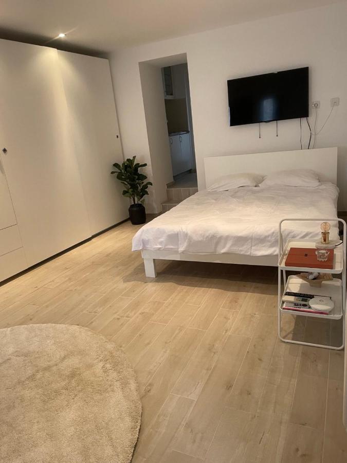 Noelle Apartment 罗维尼 外观 照片